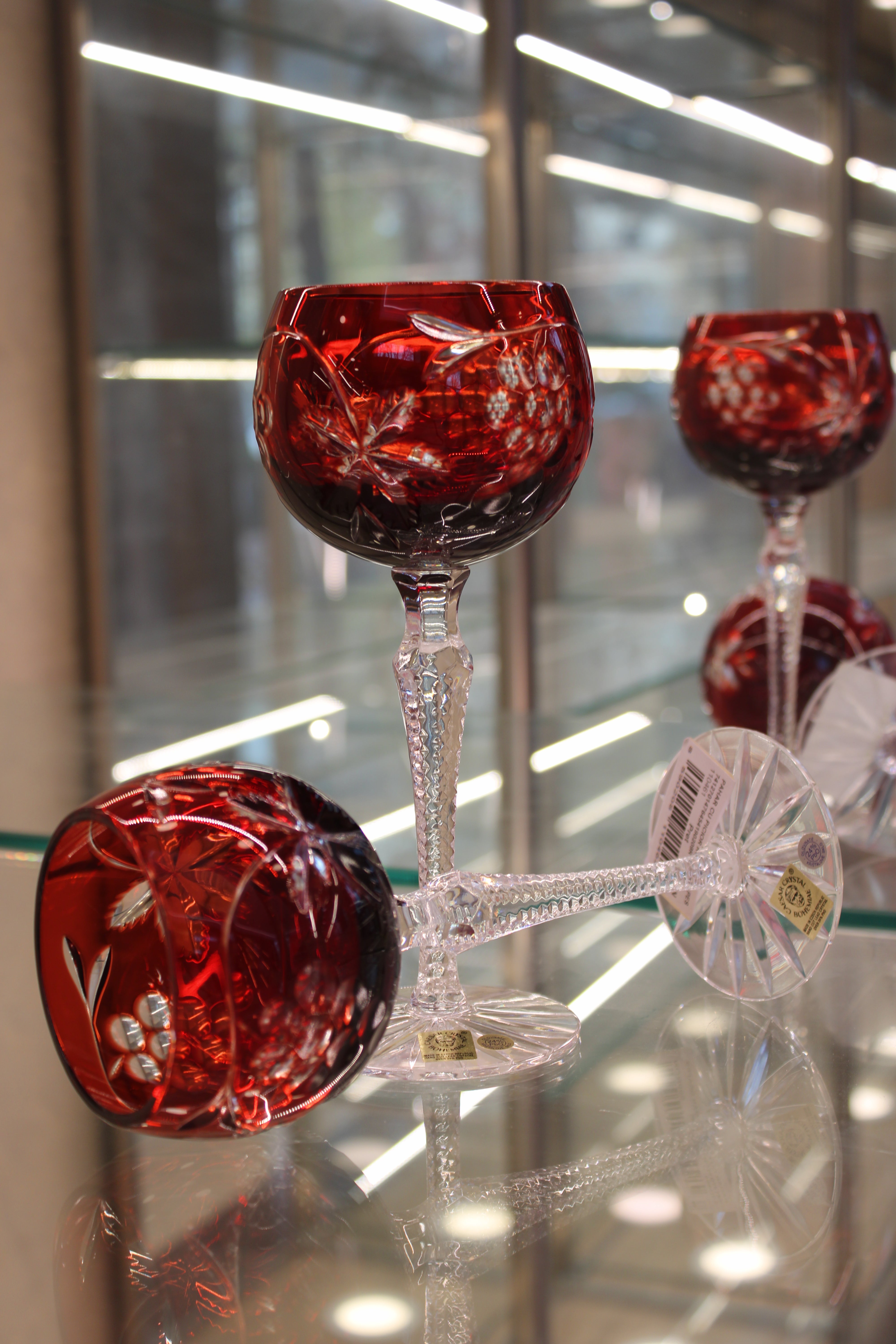 PAHAR CU PICIOR ROMAN GRAPES - 190ml - Ruby